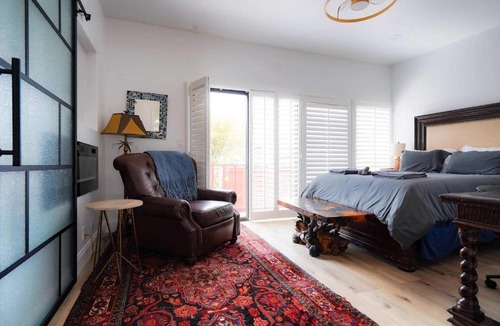 Port Hueneme Apartment | Gated Beachside Stay w Pool & Hot Tub