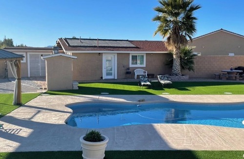 Pahrump Apartment | Gated Desert Retreat Saltwater Pool & Hot Tub 5 Min to Hospitals & Shopping