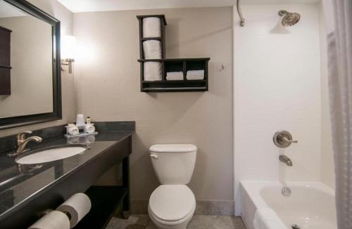 Jackson Apartment | Gated King Bed Hotel Room 119