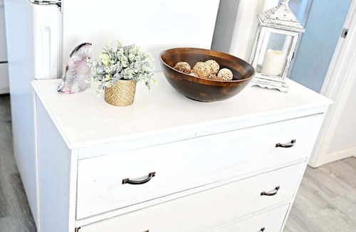 Clovis Apartment | Gem Studio with full private kitchen steps from charming Old Town Clovis