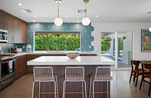 Racquet Club West House | Getaway to Palm Springs! Modern Palm Springs Home with Lap Pool