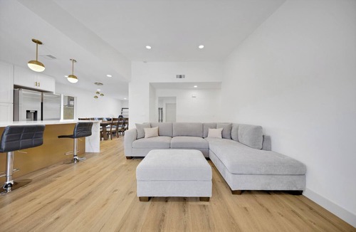 Charter Oak House | Golden Foothill Retreat Private Spacious 4BR