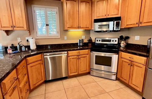 Rancho Mirage Villa | Golf Lovers' Villa | 3 Suites + Outdoor Living Space in Golf Paradise – a Greenday property