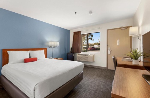 Camarillo Hotel | Good Nite Inn Camarillo