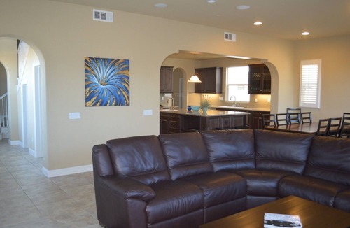 Oxnard Shores House | Gorgeous beach property at the Mandalay Shores