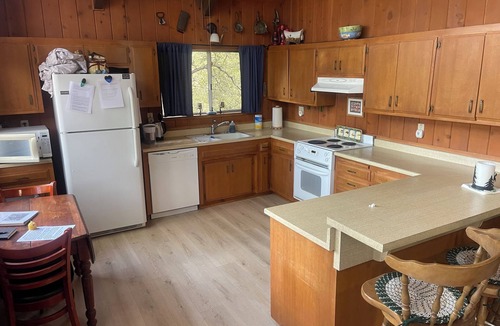 Pine Mountain Club Cabin | Gorgeous Mountain Getaway w/Stunning Views and Clubhouse Access