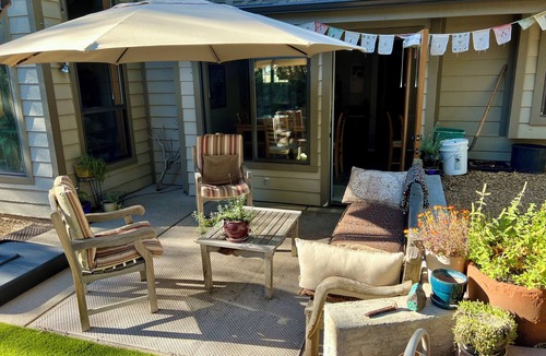 Shadow Mountain House | Gorgeous Mount Elden Retreat with private access to forest trails