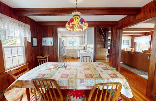 North Kingstown House | Gorgeous Waterfront Home in the Heart of North Kingstown