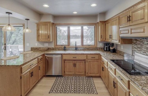 Breezy Point House | Gorgeous Waterfront Retreat