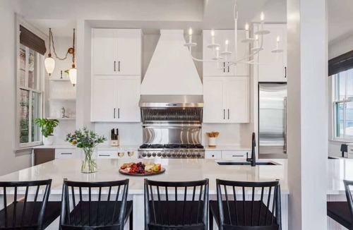 Esplanade Ridge House | Grand 8BR NOLA Estate | Heated Pool & Spa