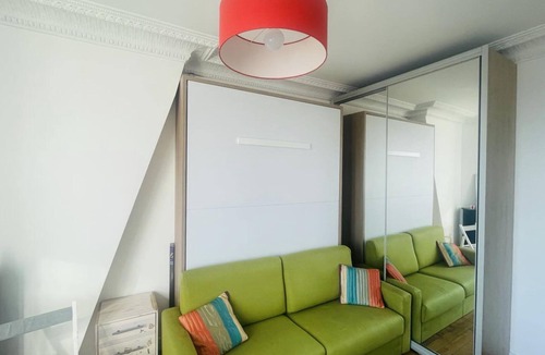 Bois-Colombes Apartment | Grand Appartement à 10 Minutes de Paris