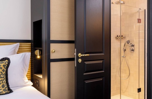 Batignolles Hotel | Grand Hôtel Chicago