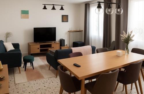Fosses Apartment | Grande maison familiale avec suite parentale Proche Paris aéroport CDG et Parc Astérix