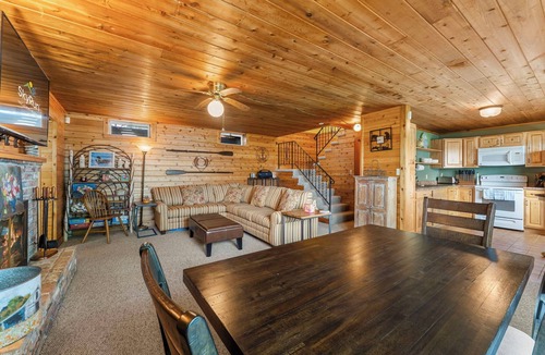 Annandale Cabin | Granite Lake Retreat w/Private Dock