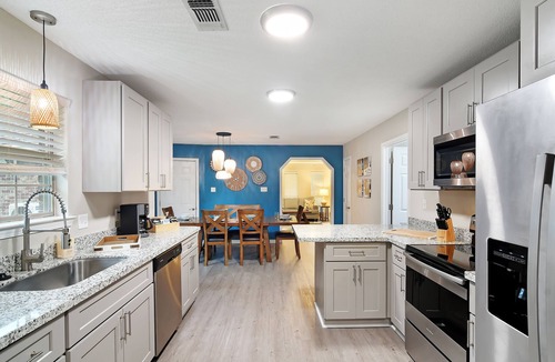 Ocean Springs House | Great game room! minutes from the beach and casino