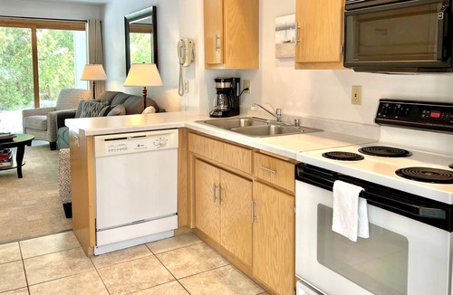Fish Creek Condo | Great Location @ Hilltop Retreat in Fish Creek!