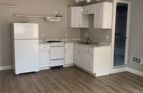 Inglewood Apartment | Great Studio walking distance to SoFi and Intuit Dome