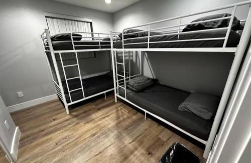 Downtown Los Angeles House | Green HomeStay
