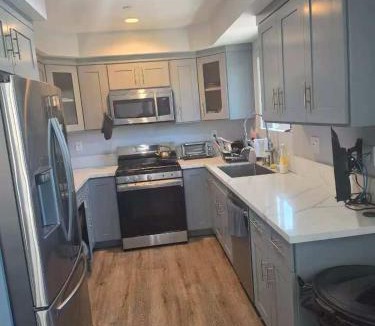 Downtown Los Angeles House | Green HomeStay