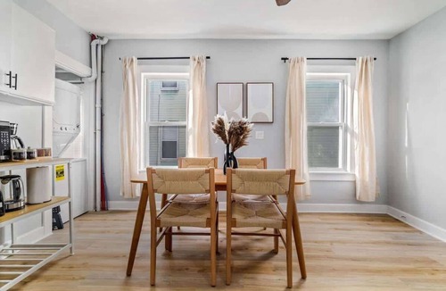 Winter Hill House | Ground Fl Unit | Tufts Harvard MIT Parking Subway