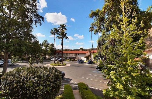 San Diego Country Estates Apartment | Group Getaway! Two Great Units, Near Santaya Isabel, Pool, Hiking, Game Room