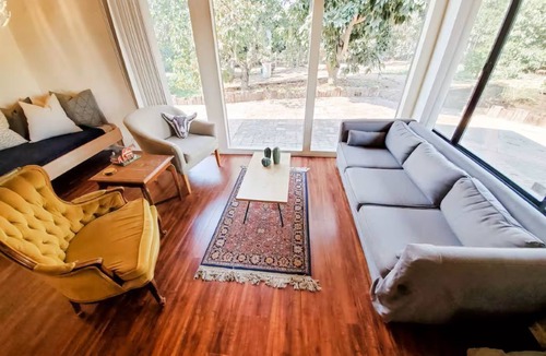 Somis House | Guest Wing at Dairy Goat Farm