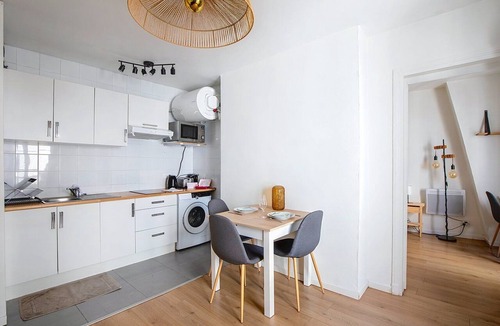 Saint-Vincent-de-Paul Apartment | GuestReady - Bright Stay in the Heart of the 10th