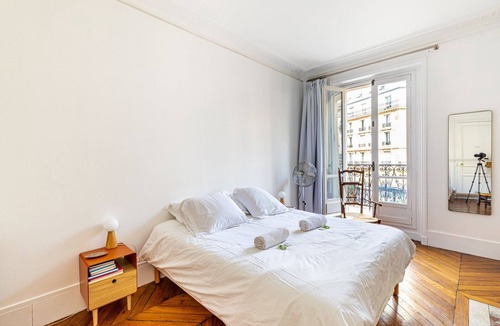 Saint-Vincent-de-Paul Apartment | GuestReady - City views near Little India