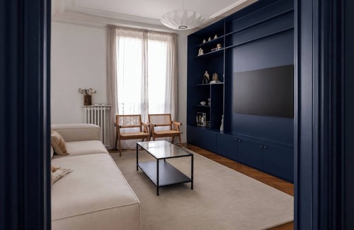Saint-Vincent-de-Paul Apartment | GuestReady - Haussmannian elegance and comfort