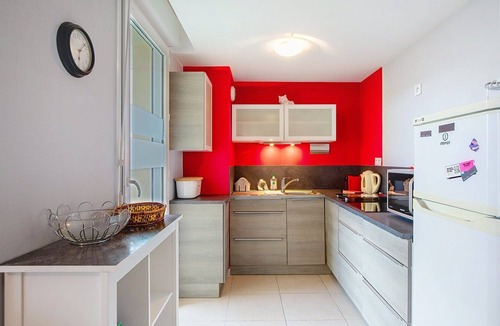 Romainville Apartment | GuestReady - Spacious flat for 2 with a balcony