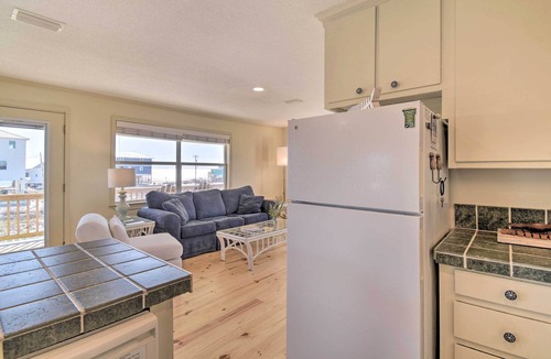 Surf Side Shores House | Gulf Shores Rental w/Large Porch - Walk to Beach