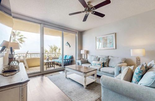 Fort Morgan House | Gulf View Condo w Balcony & Resort Pool Tennis Sauna Gym