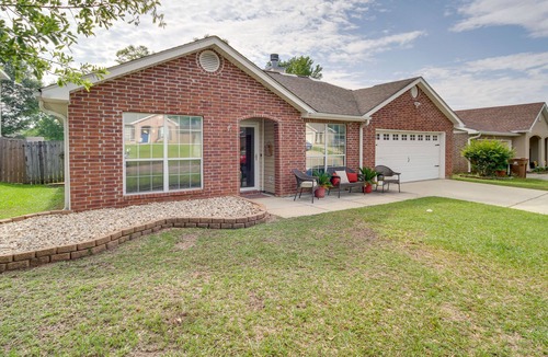 Gulfport House | Gulfport Home w/ Patio - 6 Mi to Beaches!