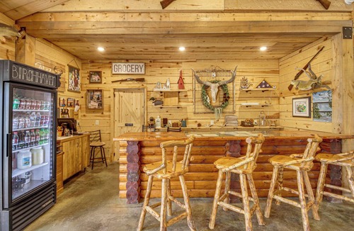 Puposky Cabin | Gull Lake Escape: Cabin w/Access to Dock, Beach