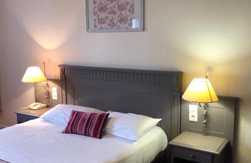 Houdan Hotel | Hôtel HAPY