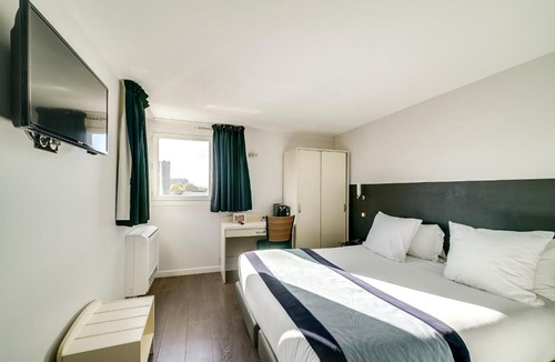 Quartier de la Boule - Champs-Pierreux Hotel | Hôtel l'Amandier