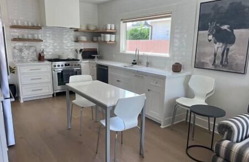Carpinteria House | H2O Bungalow A