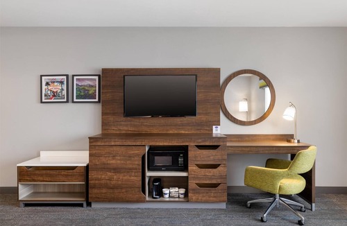 North Las Vegas Hotel | Hampton Inn Las Vegas North Speedway