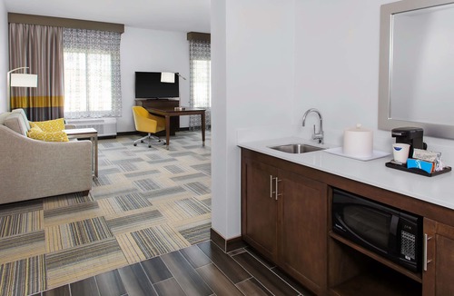 Hollywood Hotel | Hampton Inn & Suites Los Angeles/Hollywood