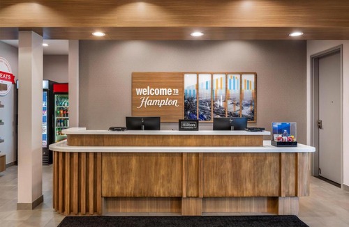 La Sierra Hotel | Hampton Inn & Suites Riverside/Corona East