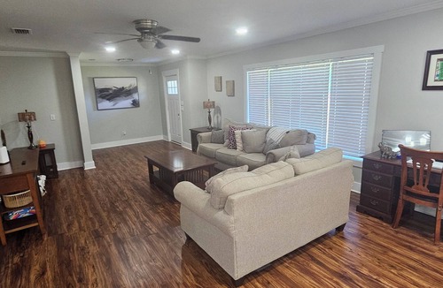 Dothan House | Hannah's Cottage
