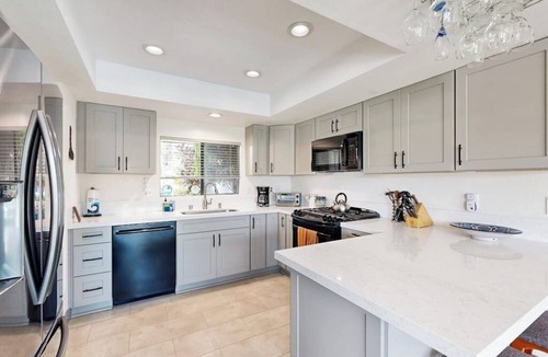 Channel Islands House | Harborside home in Oxnard with short walk to beach - bring your boat