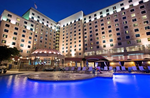East Biloxi Resort | Harrah's Gulf Coast Hotel & Casino - A Caesars Rewards Destination