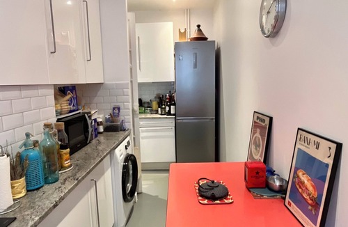 Vignerons Apartment | Haussmann Charm · Facing the Woods · 15 min to Central Paris/Disney