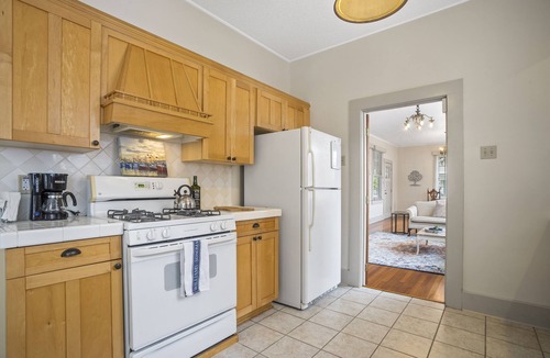 Biloxi House | HEART OF BILOXI- Tudor Cottage- Walk to the beach and Beau Rivage