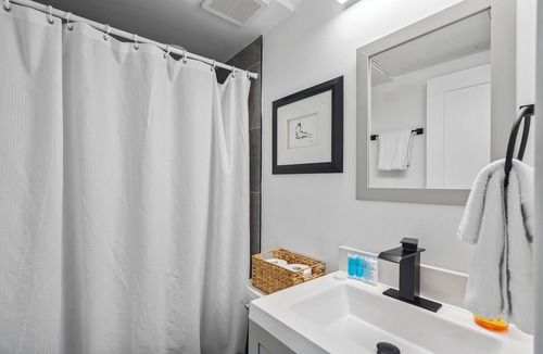 Brookland Bed & Breakfast | Heart of Brookland 1-BR with Easy Access to Fun