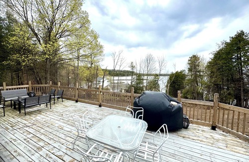 Egg Harbor House | Heart of Egg Harbor 4 Bedroom 3 Bath Home. Harbor Cottage