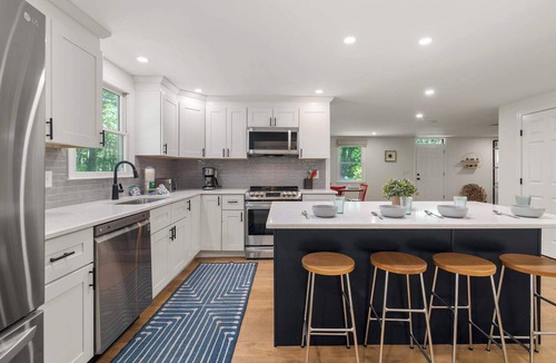 Brewster House | Heated In-Ground Pool and New Central AC!