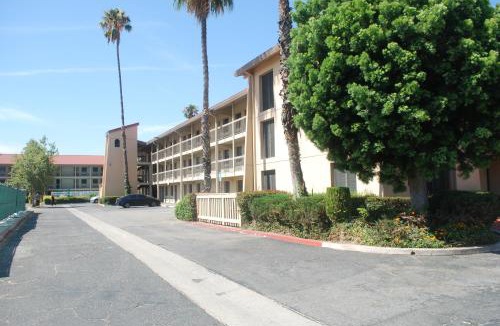 San Bernardino Hotel | Heritage Inn San Bernardino