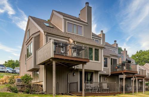 The Galena Territory House | Hideaway Cove